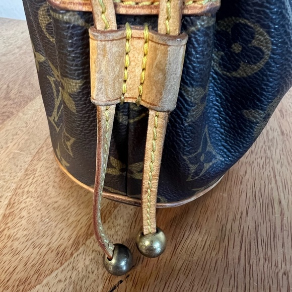 Rare Vintage Louis Vuitton Theda Bag - Picture 10 of 15